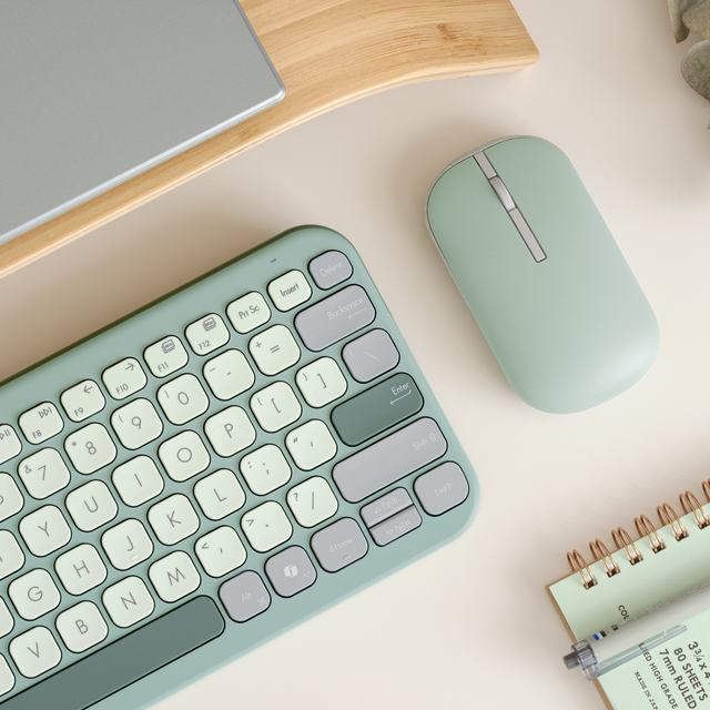 ASUS Marshmallow Keyboard KW100_Scenario Photo_Green Tea Latte_04_copilot